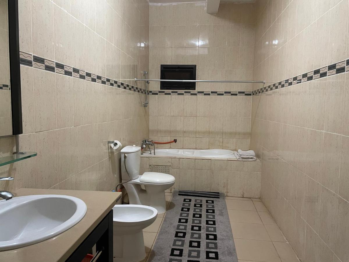 Chez Tata Eleonore Maison D Hotes Bed & Breakfast Ziguinchor Exterior photo