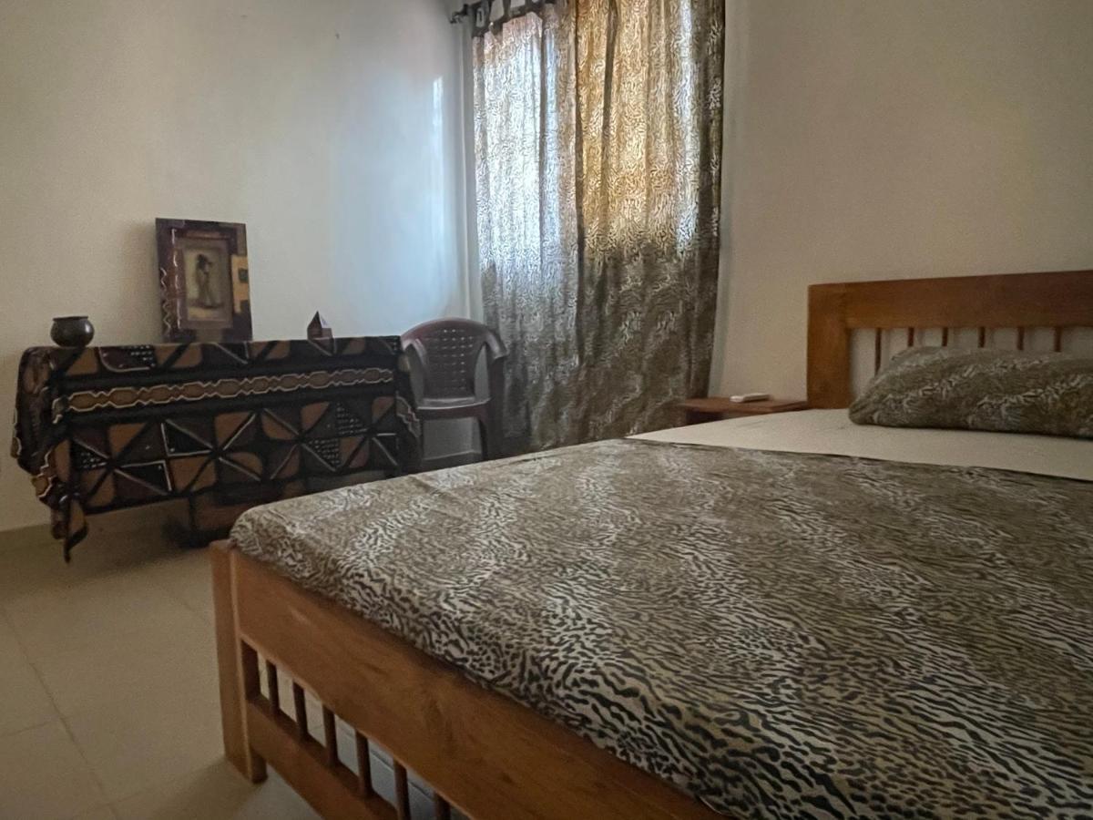 Chez Tata Eleonore Maison D Hotes Bed & Breakfast Ziguinchor Exterior photo