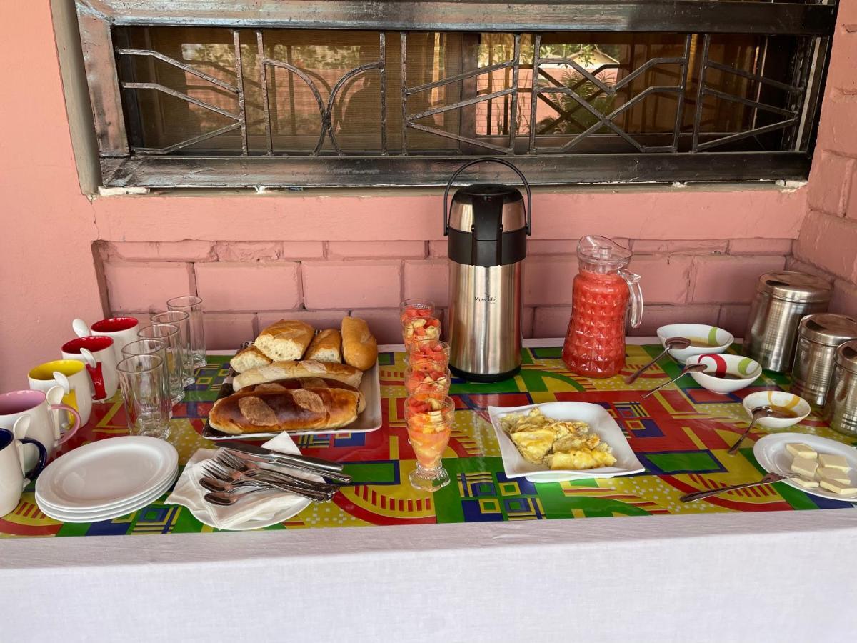 Chez Tata Eleonore Maison D Hotes Bed & Breakfast Ziguinchor Exterior photo