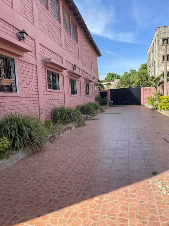 Chez Tata Eleonore Maison D Hotes Bed & Breakfast Ziguinchor Exterior photo