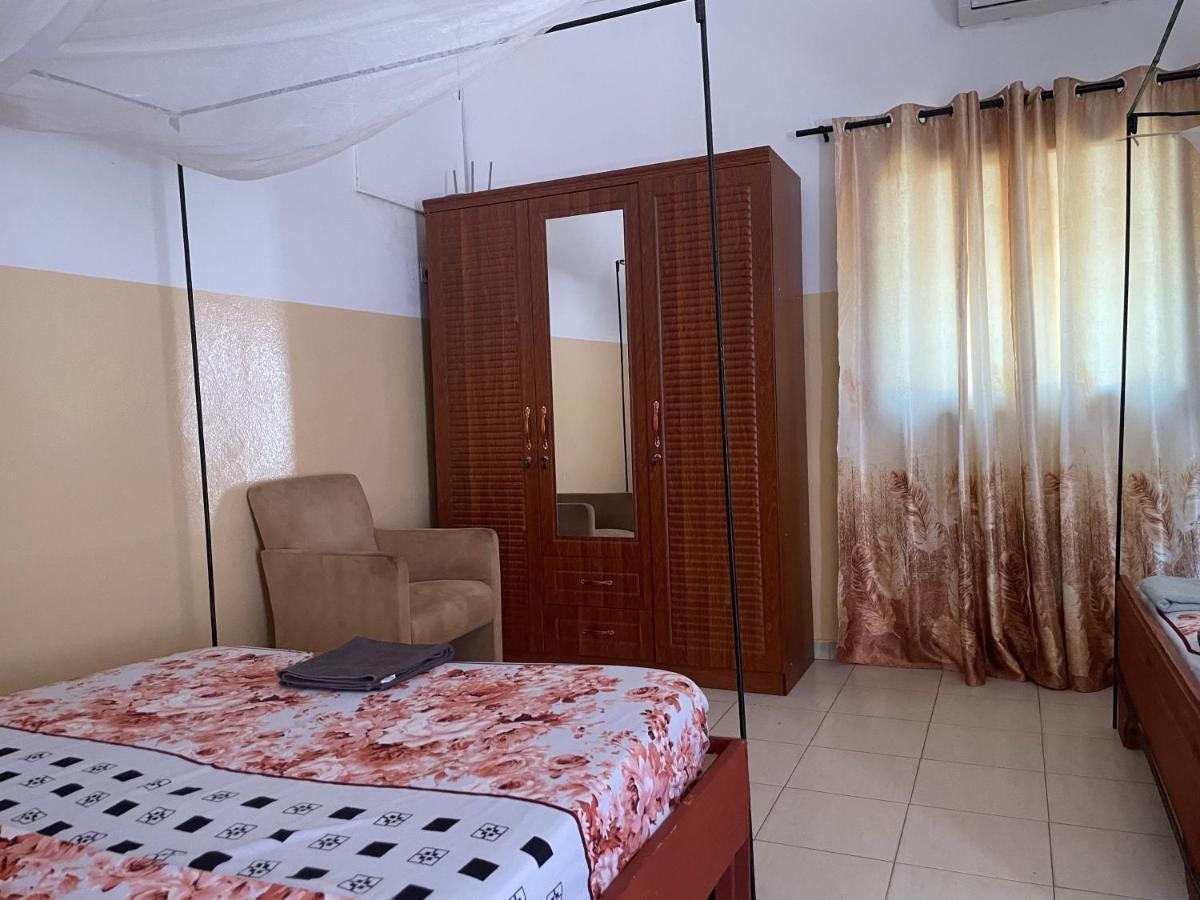 Chez Tata Eleonore Maison D Hotes Bed & Breakfast Ziguinchor Exterior photo